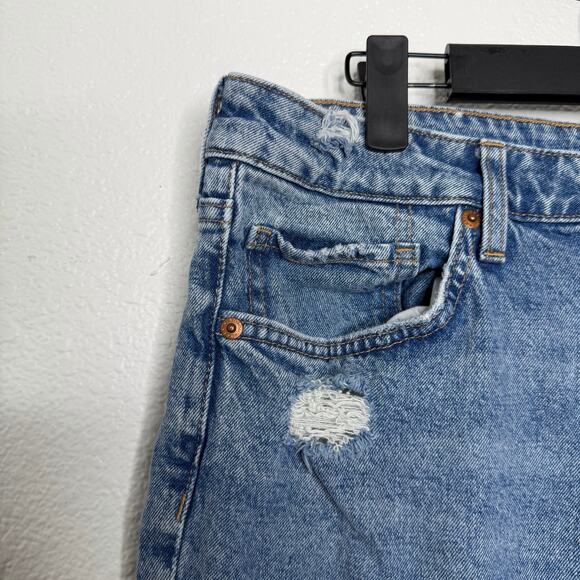 H&M Womens Jeans Size 12 Light Wash Blue Denim High Rise Straight Leg - Picture 12 of 14